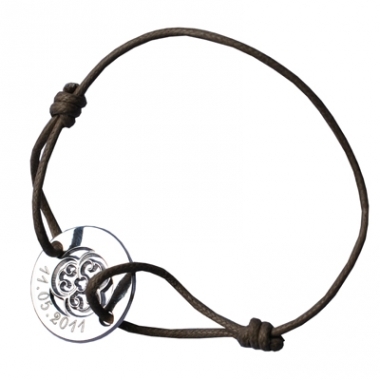 Bracelet rond trèfle ajouré gravé Bracelet rond trèfle ajouré gravé