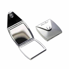 Miroir de poche gravé