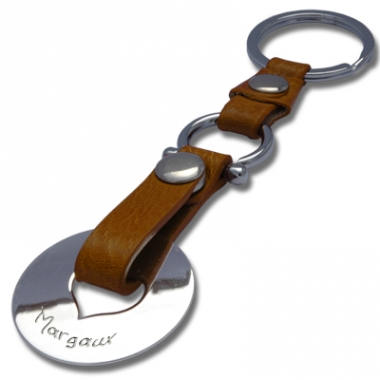 Porte clé gravé coeur marron Porte clé gravé coeur marron