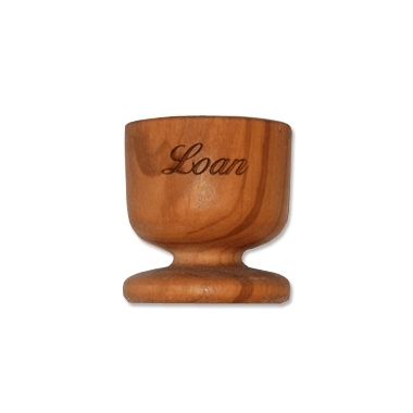 coquetier-en-bois-grave-1 coquetier-en-bois-grave-1