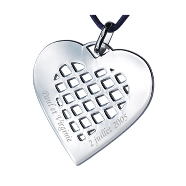 Pendentif grand coeur quadrillé Pendentif grand coeur quadrillé