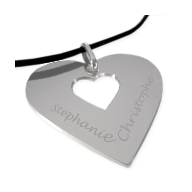 Pendentif grand coeur ajouré Pendentif grand coeur ajouré