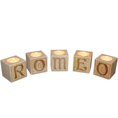 Bougeoir en bois petits cubes lettres Bougeoir en bois petits cubes lettres